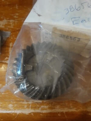 OEM OMC Johnson Outboard Engine Marine Gear Drive Lower Reverse 50 hP # 386563 - Image 1 of 3