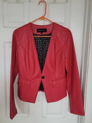 Chaqueta Blazer Negra Remache Mujer Rojo Imitación Cuero Un Botón Talla XS (con defectos) Foto 1 de 4