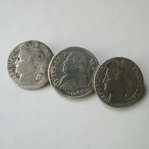 ALTE BROSCHE MIT 3 STÜCK MASSIV SILBER 1868 PIUS IX VATIKAN 10 SOLDATEN SELTEN - Bild 1 von 1