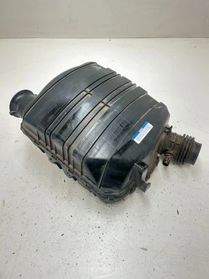 Sea-Doo GTI 130 SE 2016 Jet Ski OEM caja de aire admisión caja de aire silenciador caja Foto 1 de 4