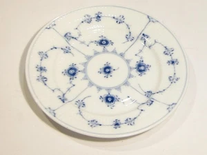Plato de postre vintage Royal Copenhagen azul acanalado 6 3/4" - Imagen 1 de 4