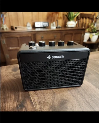 Amplificador de Guitarra Eléctrica Donner DA-10 5W Amplificador de Práctica de Guitarra de Escritorio Tono Retro Foto 1 de 4