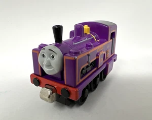 Thomas and Friends Take Along n Play CULDEE Diecast Train Magnet - Picture 1 of 6