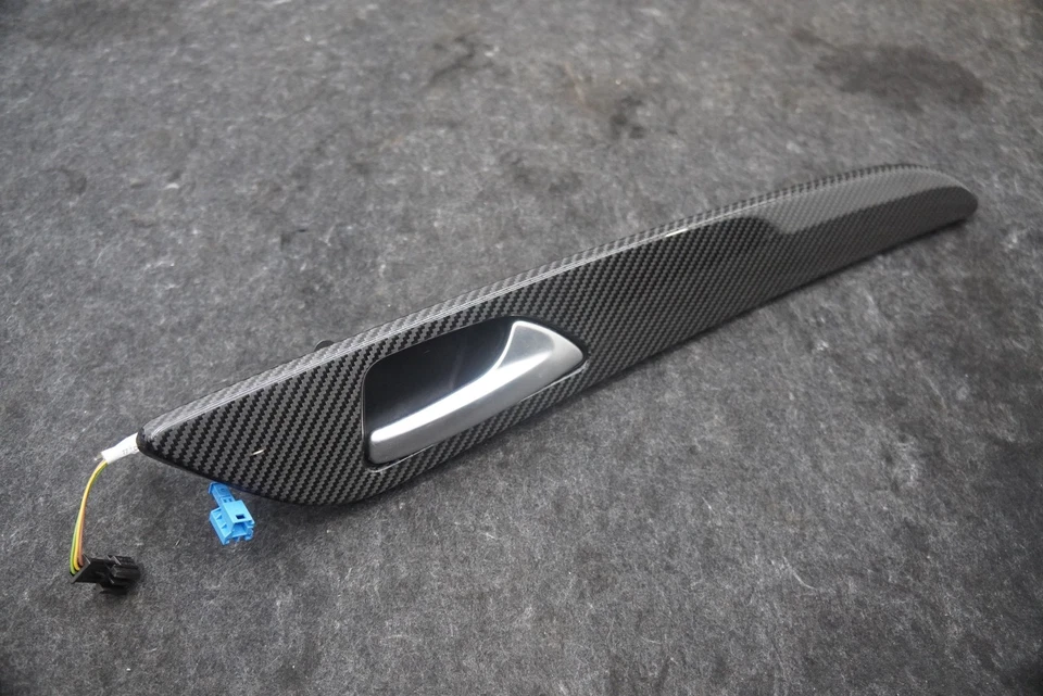 Tira de panel de fibra de carbono para puerta trasera derecha Mercedes GLE43 C292 cupé 2016-19 Foto 1 de 4