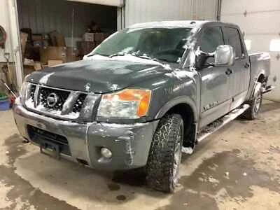 Used Radiator fits: 2012 Nissan Titan AT Grade A Foto 1 de 4