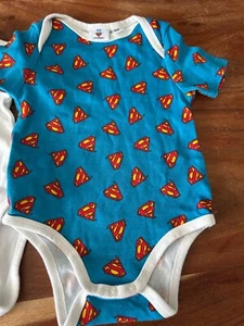 Superman DC Body Gr. 86/92 ungetragen - Bild 1 von 1