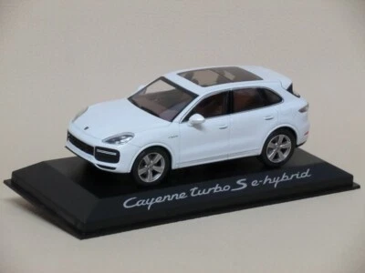 PORSCHE CAYENNE TURBO S E-HYBRiD 2019 SUV WHiTE MiNiCHAMPS 1/43 (NO SPARK NOREV) - Immagine 1 di 3