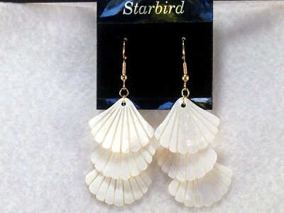 PENDIENTES COLGANTES CONCHA MARINA NACARADA MADREPERLA BLANCA AÑOS 80 VINTAGE Foto 1 de 4