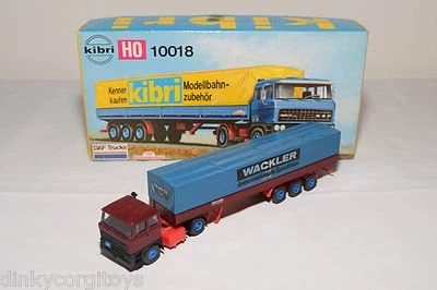 KIT KIBRI 10018 CAMION DAF 2800 CON RIMORCHIO OSCILLANTE OTTIMA RIVERNICIATUR... - Immagine 1 di 4