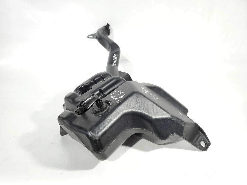 2014 2019 雪佛兰科尔维特原始设备制造商挡风玻璃洗衣机水库 23390374 — 第 1/4 张图片