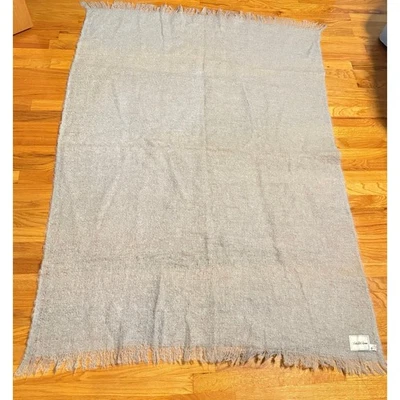 Cobertor Saks Fifth Avenue 100% puro novo lã azul 68"x50" franjas Escócia - Imagem 1 de 4