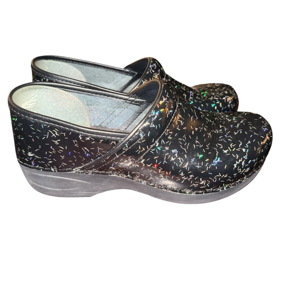 Dansko XP 2.0 Patent Leather Silver Flecks Black Clog Women's EUR 39 US 8.5-9 - Image 1 of 4