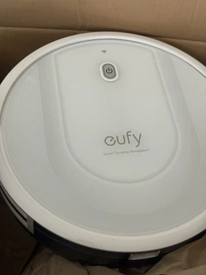 eufy Saugroboter mit Wischfunktion, RoboVac G10 Hybrid, Smart Dynamic Navigation - Bild 1 von 4