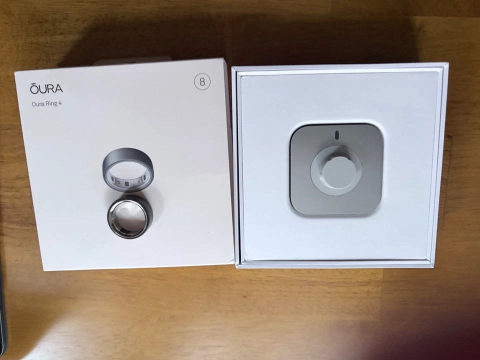 Oura Ring Gen 4 Size 8 matte black-Used - Image 1 of 1