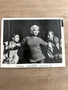 Marilyn Monroe handsigniertes altes Foto Autogramm selten! Let’s Make Love - Bild 1 von 6