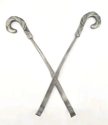 De colección. Recortadora/cortadora de mechas de velas de peltre diseño de hojas/pétalos ornamentados 8" Foto 1 de 4