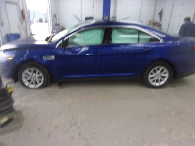 TAURUS    2014 Hatchback Strut 261378 - Изображение 1 из 4