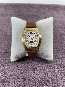 Vintage Guess Watch 1992 Leather Band new battery - Picture 1 of 7