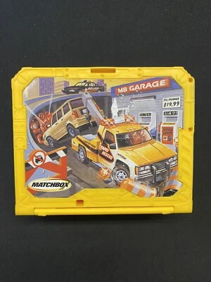 Vintage 2001 Mattel Matchbox MB GARAGE Yellow Building Case INCOMPLETE - Image 1 of 4