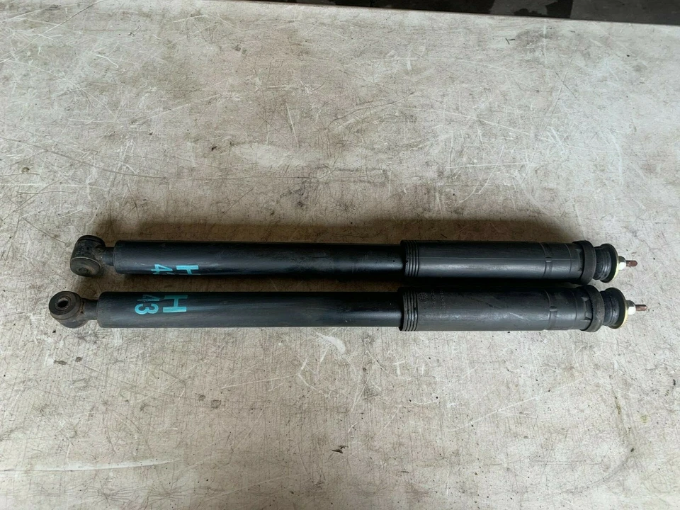 MERCEDES-BENZ CLK55 C55 OEM PAIR REAR LEFT & RIGHT SIDE STRUT SPRING SHOCK - Image 1 of 4