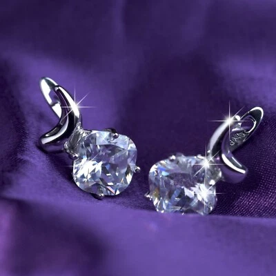 18k white gold gf made with SWAROVSKI crystal bling clear stud dangle earrings Foto 1 de 4