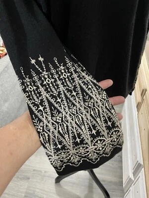 Suéter J. Jill Bordado Mangas Campana Cuello en V Cuello Enrollado Talla Grande Foto 1 de 4