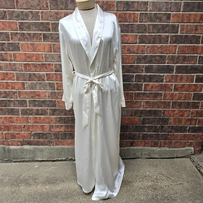 Jones New York Ivory Robe Large X Large Satin Pockets Decorative Sleeves - Image 1 of 4