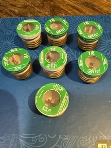 Lot of 7 Bussman TL-25 25 Amp Time Delay Plug Fuses - Picture 1 of 4