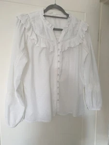 Fatface White Broderie Anglaise Top Size 14 - Picture 1 of 7