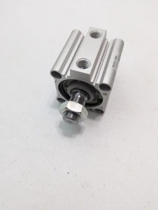 SMC CDQ2B50-25DMZ Kompaktzylinder (NEW OLD STOCK NO BOX) - Bild 1 von 2