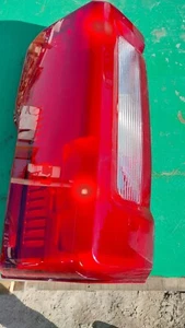 2017-2025 Ford F-250 Left Side Taillight PC3B-13B505-A PC3B-13405-A New Open Box - Bild 1 von 11
