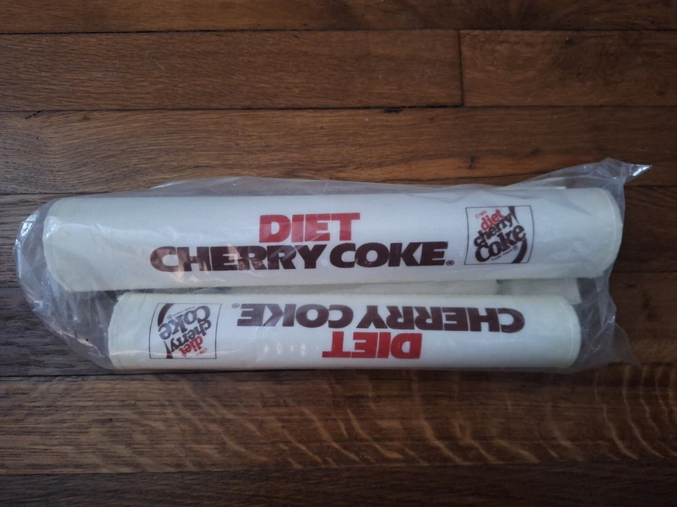 NOS Diet 樱桃可乐 BMX 垫套 - 80 年代复古 — 第 1/2 张图片