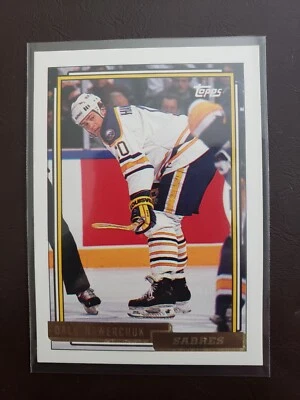 1992-93 Dale Hawerchuk Topps Gold Hockey Buffalo Sabers - Image 1 of 2