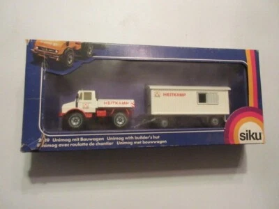 Siku Unimog with builder's hut 2519 - Image 1 of 4