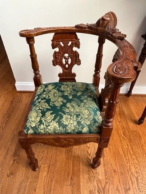 Antique Vintage Victorian Carved Walnut Corner Italian Chair Floral green - Image 1 of 4
