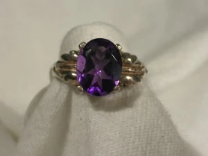 Women's 9x7mm Amethyst ring Sz 7 - Picture 1 of 1