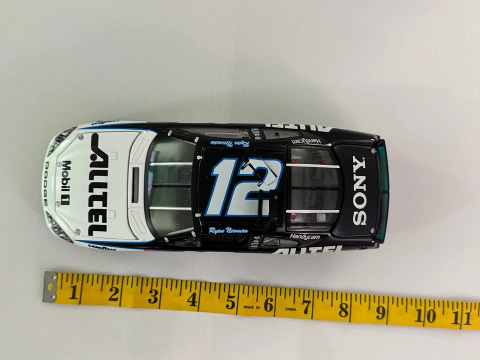 #12 Ryan Newman Mobil 1:24 Nascar Diecast Team Calibre - Coche de carreras 2003 Foto 1 de 4