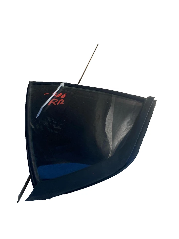 2002 TOYOTA PRIUS  Rear Window Quarter Glass Tinted Right Hand Passenger Side RH Foto 1 de 4