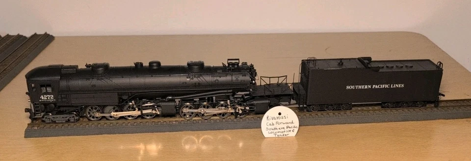 Rivarossi AHM Southern Pacific 4-8-8-2 Cab Forward #4272 . With Tender included  - Image 1 of 4