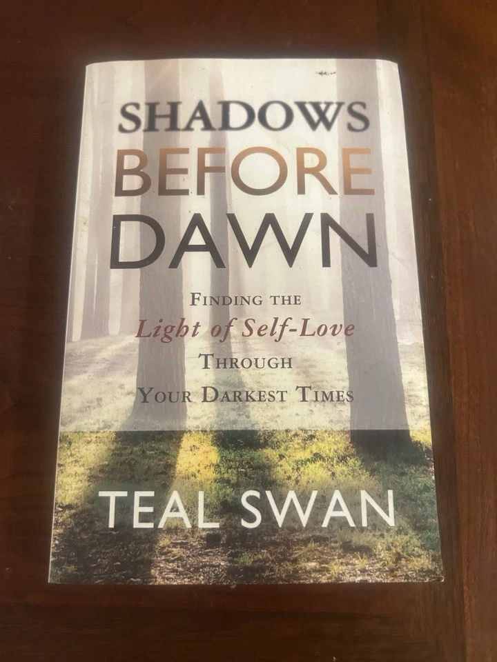 Shadows Before Dawn Foto 1 de 1