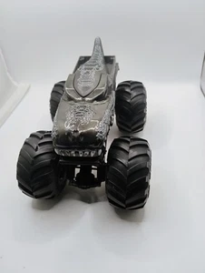 Hot Wheels Monster Trucks Mega-Wrex 1:64 diecast - Imagen 1 de 6
