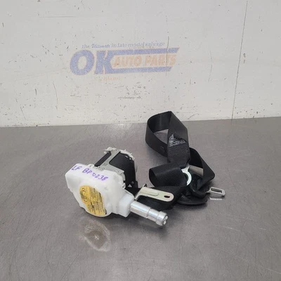 19 2019 TOYOTA CAMRY XSE FRONT SEAT BELT RETRACTOR BLACK LEFT DRIVER Foto 1 de 4