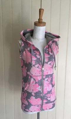 SUDADERA CON CAPUCHA Sin Mangas Cremallera Frontal Chaleco Capucha Bolsillos Rosa Gris Floral Lorna Jane XS TOP Foto 1 de 4