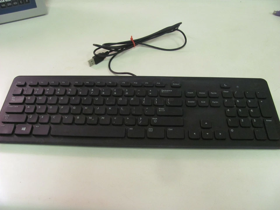 Dell KB113p USB Multi Media Computer Keyboard 105 Key 8.F5 - Image 1 of 4