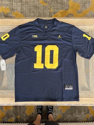 Tom Brady Jersey NEW Mens Large Blue Michigan Wolverines Bucs Patriots Cover