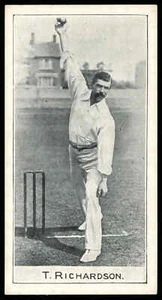 MacDonald - 'Cricketers' (c1902) - T. Richardson - Picture 1 of 2