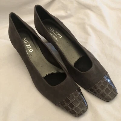 MEZZO By Vaneli Shoes Size 10.5 Med - Image 1 of 4