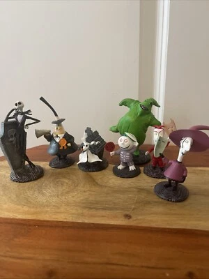 Conjunto com 7 bonecos de PVC Disney Store The Nightmare Before Christmas Jack Skellington - Imagem 1 de 4