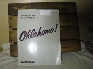 OKLAHOMA! The Classical Musical by Rodgers & Hammerstein II Vocal Score 13 Songs - Picture 1 of 5