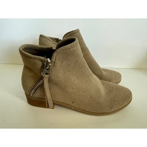 Call It Spring Beige Suede Side Zip Ankle Boots Women Size 8.5 - Picture 1 of 7